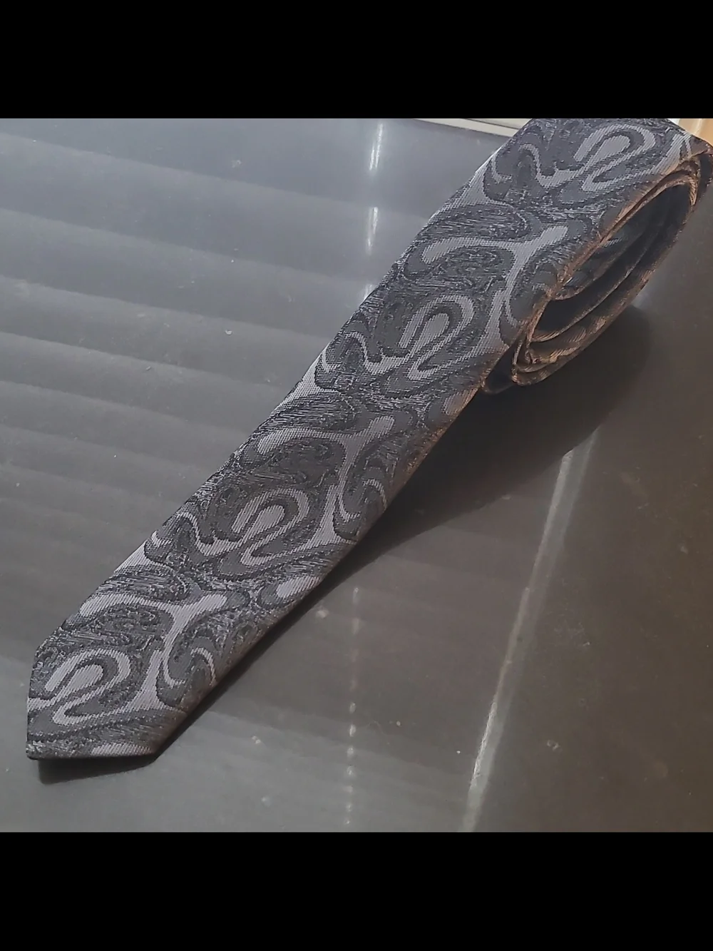 Expressions Men's Necktie Skinny Tie Gray Black Paisley Pattern Woven 80s